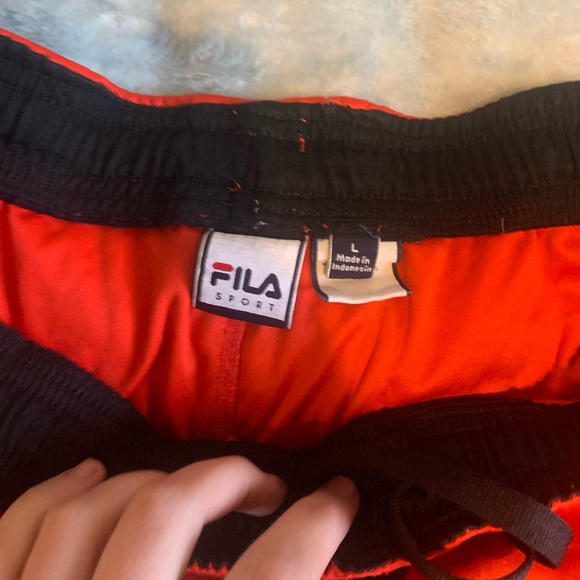 Shorts - Picture 2 of 3